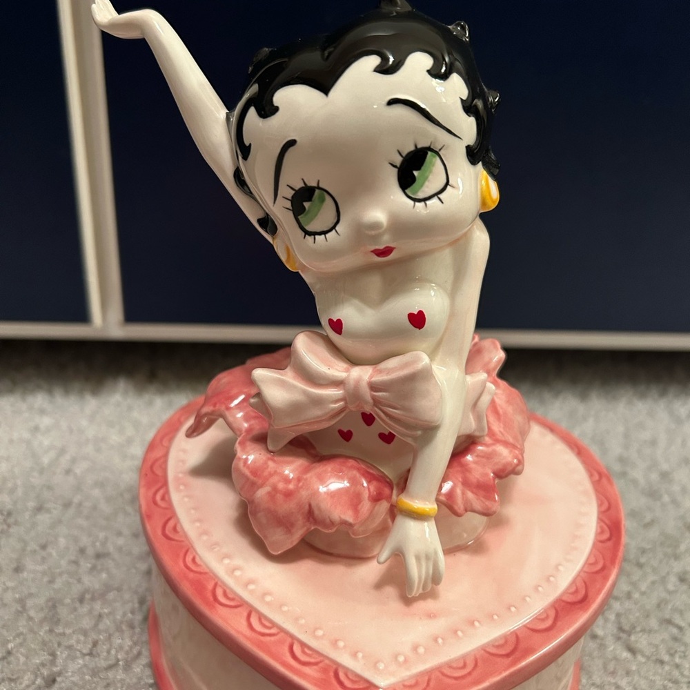 This has sold - Betty Boop - Picture 2 of 10